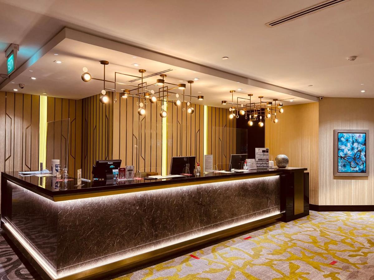 Ambassador Transit Lounge Terminal 3 Khách sạn